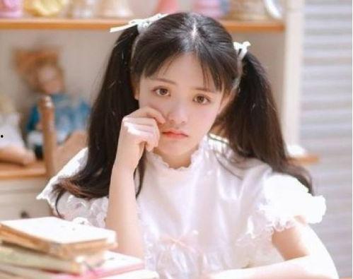 娱乐吃瓜酱甜甜恋爱,娱乐吃瓜酱的恋爱奇遇记