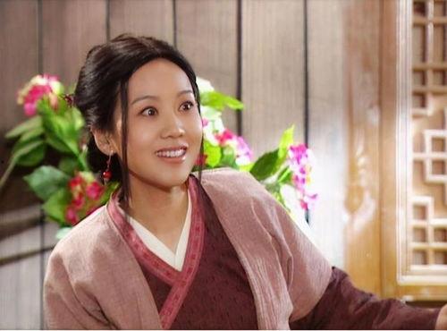 娱乐吃瓜妹闫妮小说,娱乐圈吃瓜女王,揭秘幕后故事